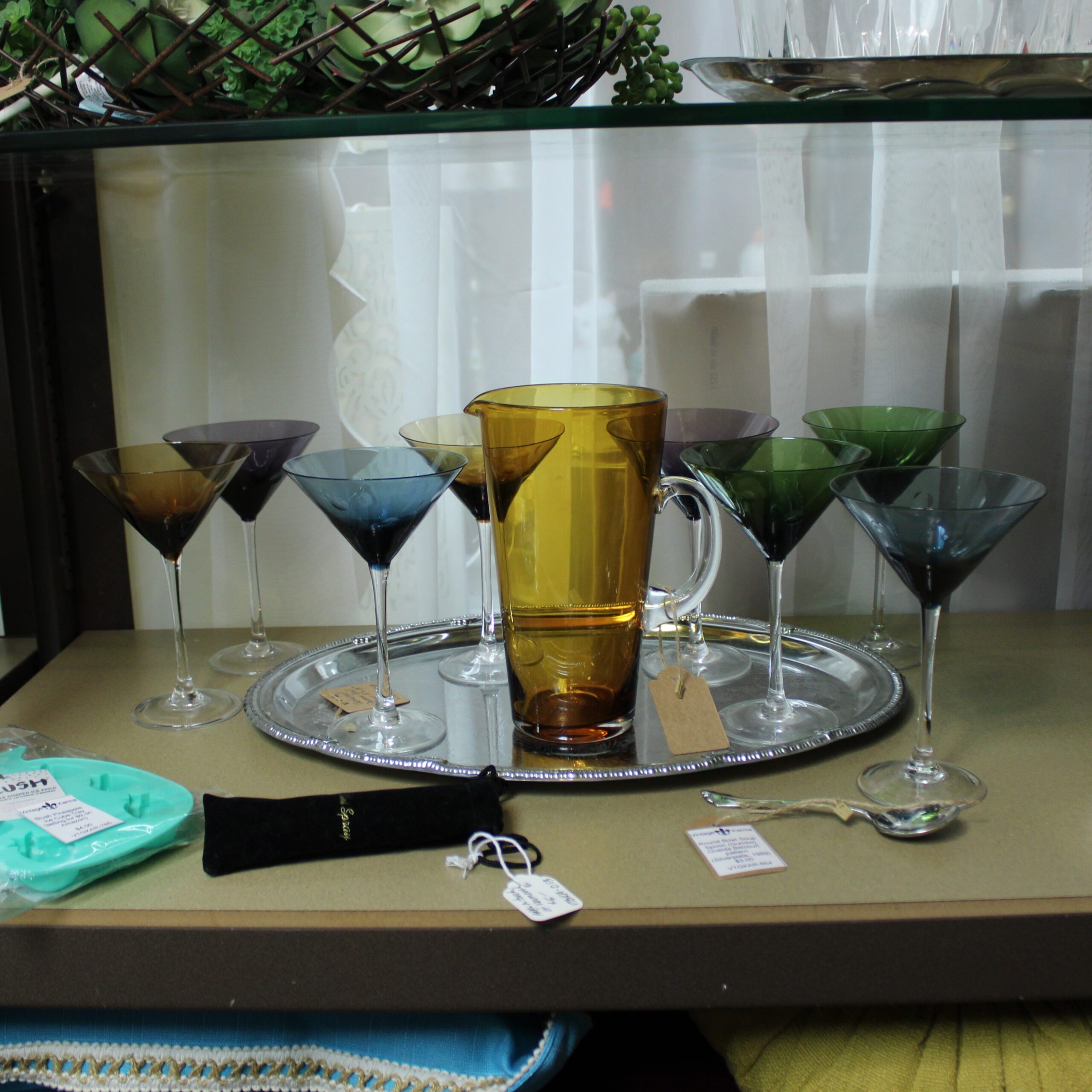 Polka Dot Martini Set – Pitcher & 8 Glasses – #762 – It's Bazaar