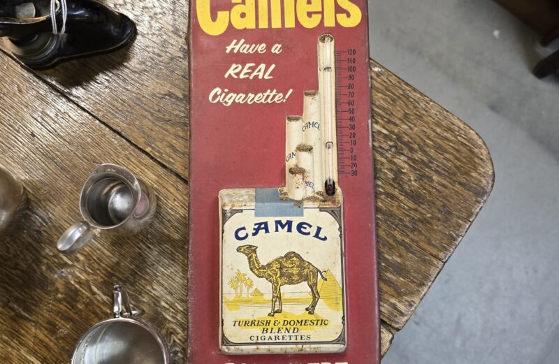 Old Camels Advertisement – 3D Thermometer
