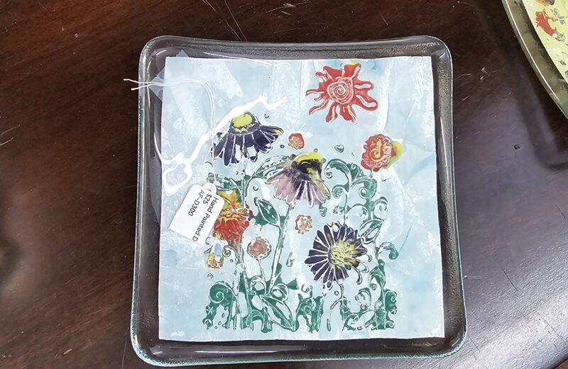 Hand Painted Dish – #D300