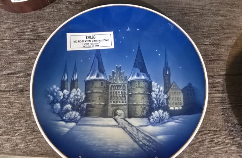 1973 Rosenthal Christmas Plate – “Lubeck Holstentor”