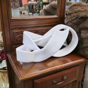 Asian Sculpture - White Ribbon-Like - #5370