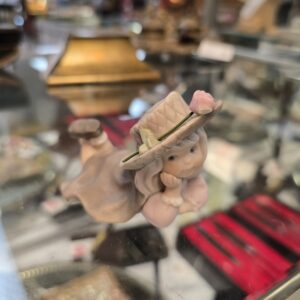 Girl Figurine - Your Ought To Be In Pictures - #A-1958.361