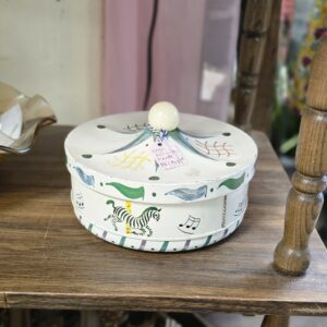 Vintage Tin with Handle