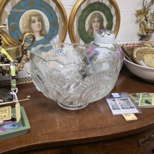 LE Smith Punch Bowl