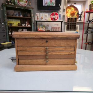 Machinist's Box with Locking Mechanism