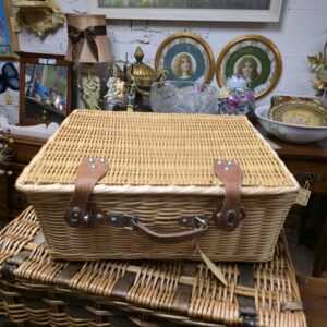 Wicker Case - Picnic Basket