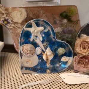Resin Floral Heart - Seashells