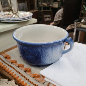 Blue and White Chamber Pot